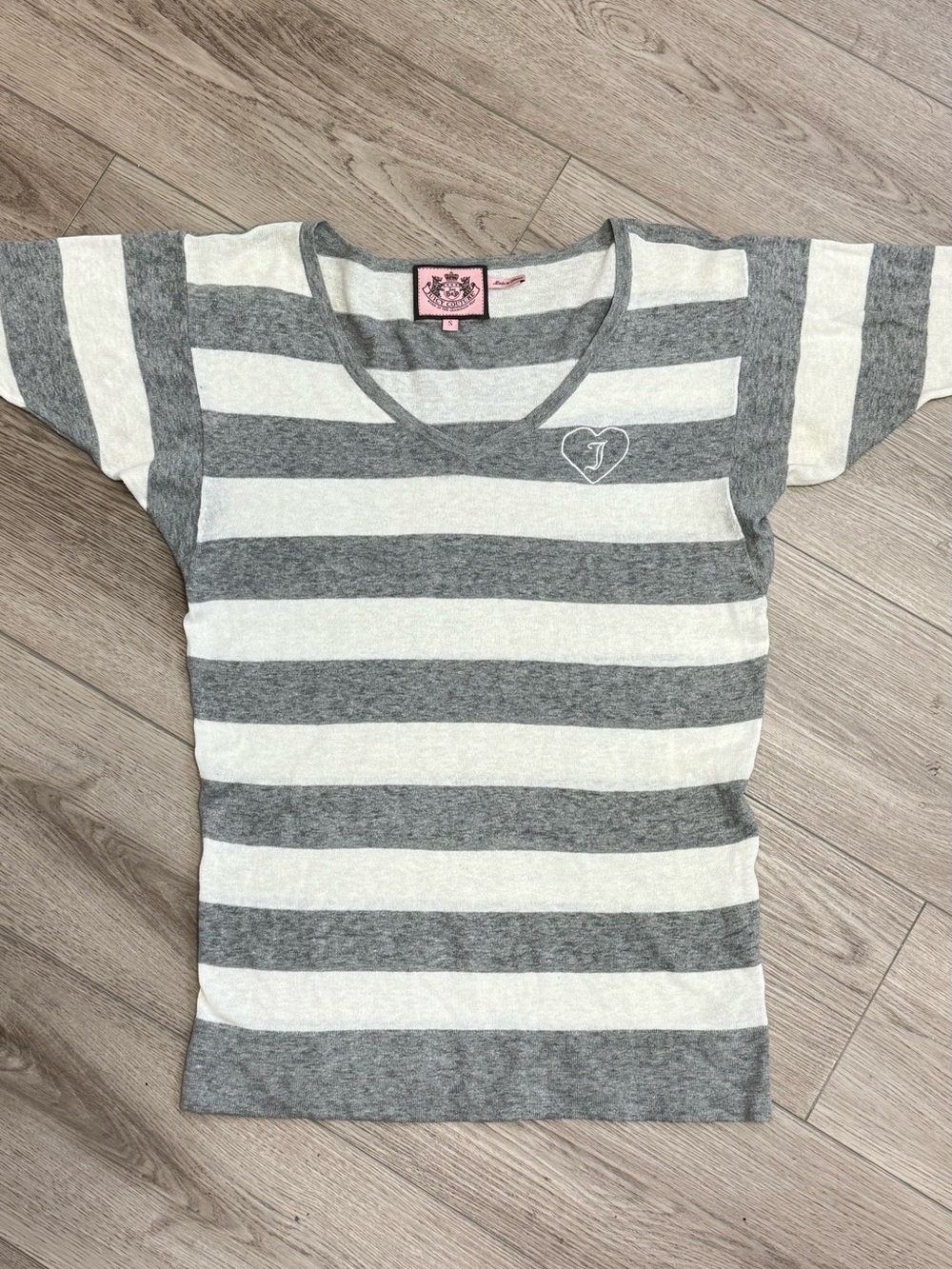 Y2K Juicy Couture Linen & Cotton Blend Stripe Knit Top with Heart Slim Fit Sz.S